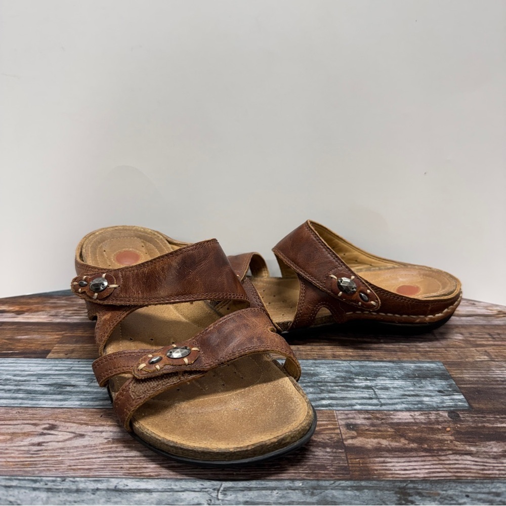 Clarks Unstructured Brown Leather Sandals Slides Women's Size: 5.5M